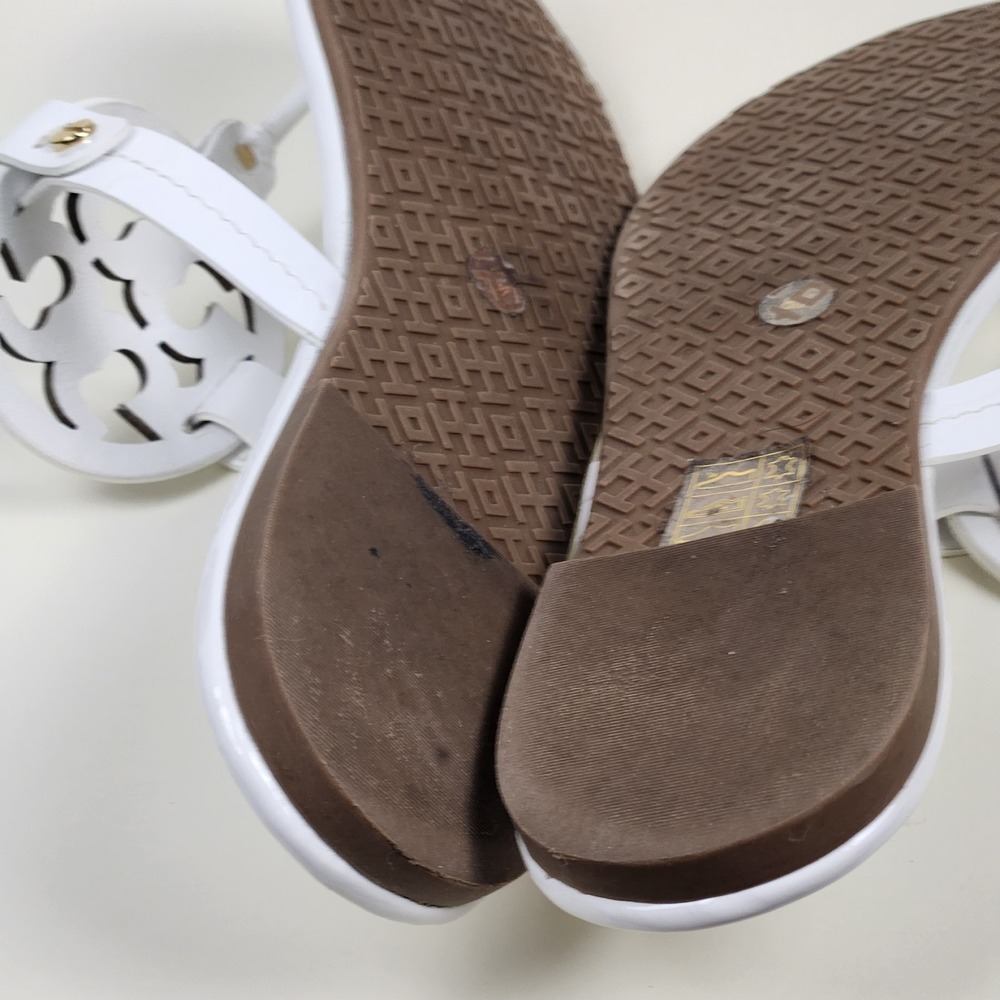Tory Burch Miller Sandals Women's Size 8 Patent Leather Thong Sandals Brown Log - Picture 11 of 11